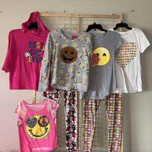 Girls L 10-12 Emoji Outfit 7 Pc Set 2 Sweatshirts 2 Tshirts 1 Crop Top 2 Legging
